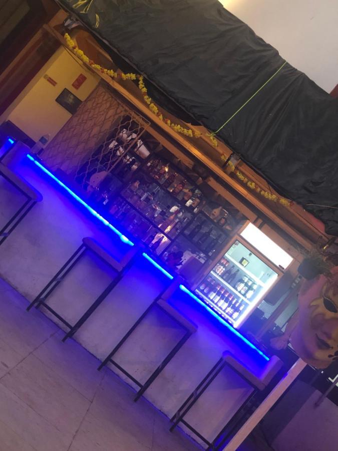 Big Daddy'S Inn カンドリム エクステリア 写真